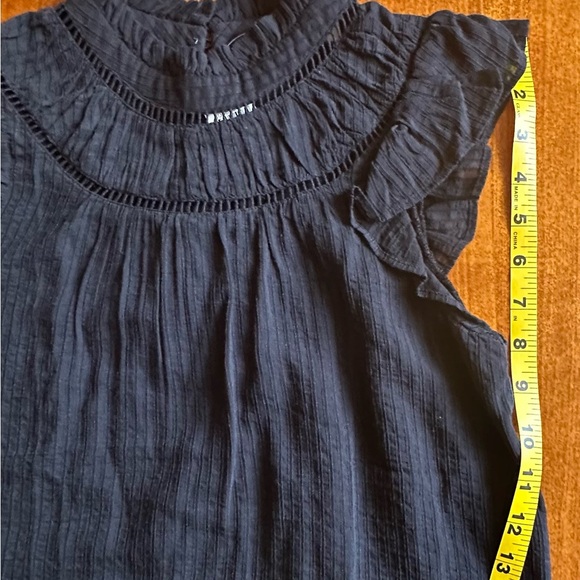 Ann Taylor LOFT•mock-neck butterfly-sleeve top•XXS•viscose/cotton•black•flutter - Picture 8 of 13